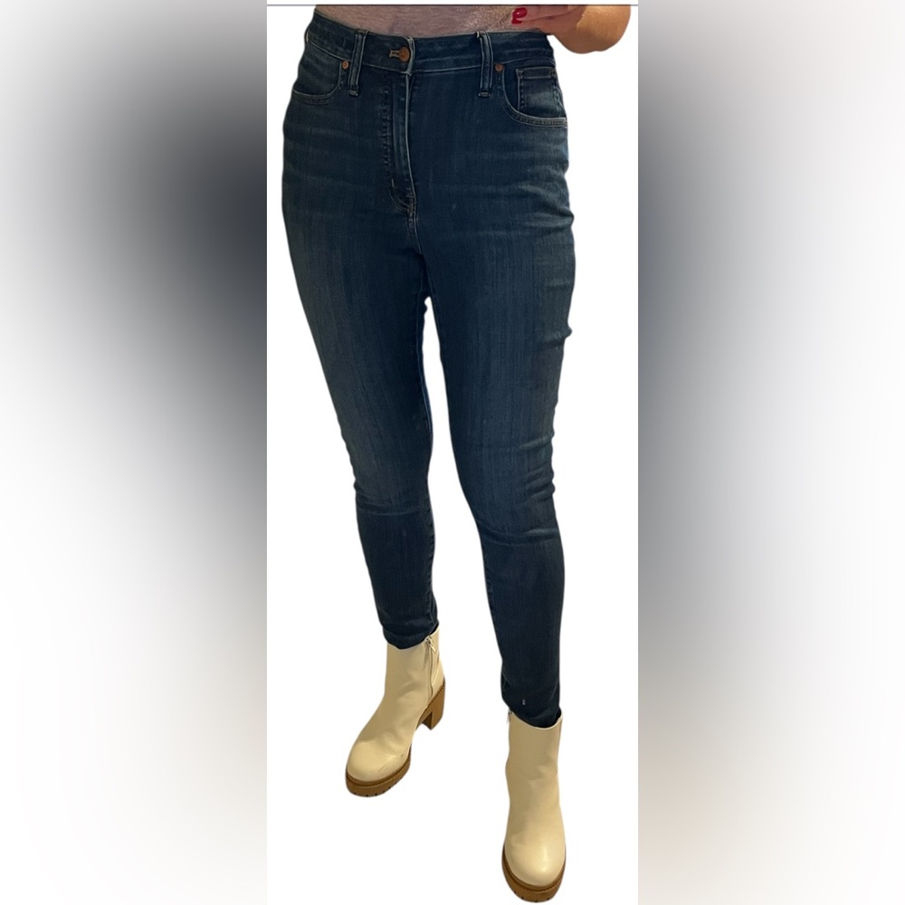 Madewell curvy high-rise skinny jeans. Soft, slimming, stretchy. Medium Blue. 28 - Picture 2 of 13